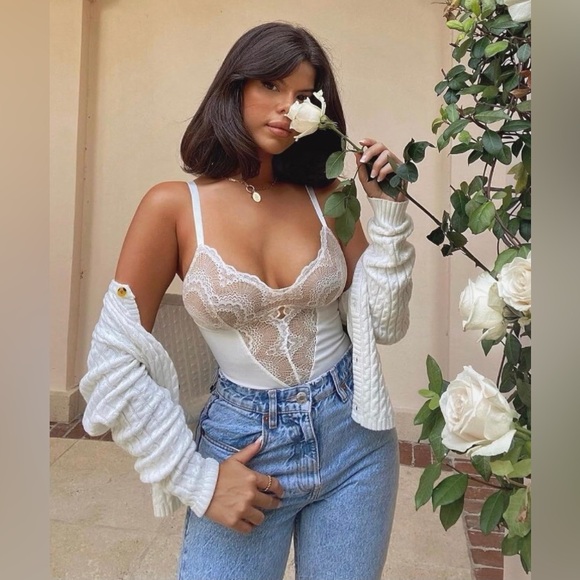 NWT Lace Shapewear Compression Bodysuit - Picture 13 of 16